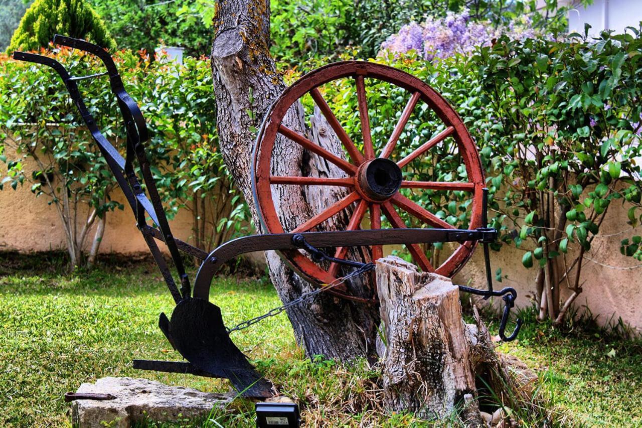 Traditional Villa Mandola Livathos  Buitenkant foto
